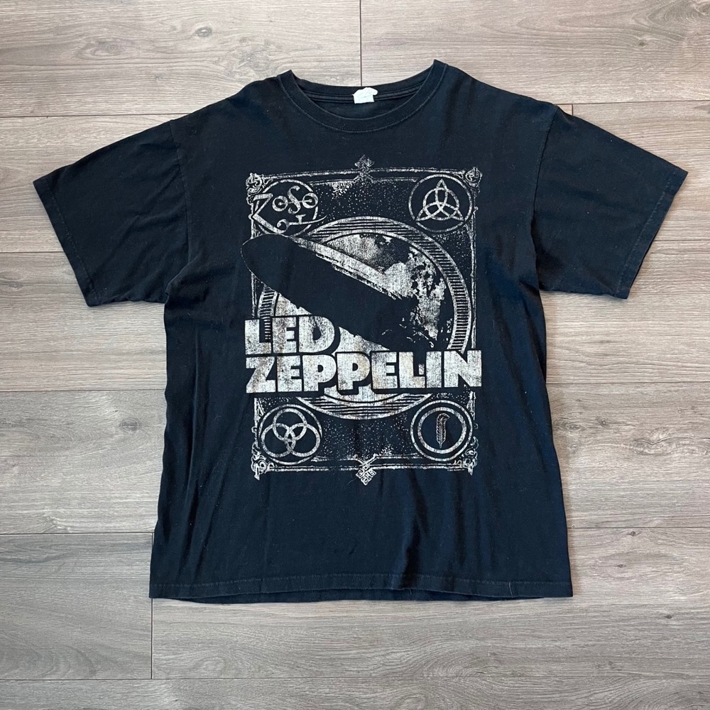 Led Zeppelin Men Black Graphic T-Shirt Large 2011 Mythgem Zoso Blimp Rock Tee